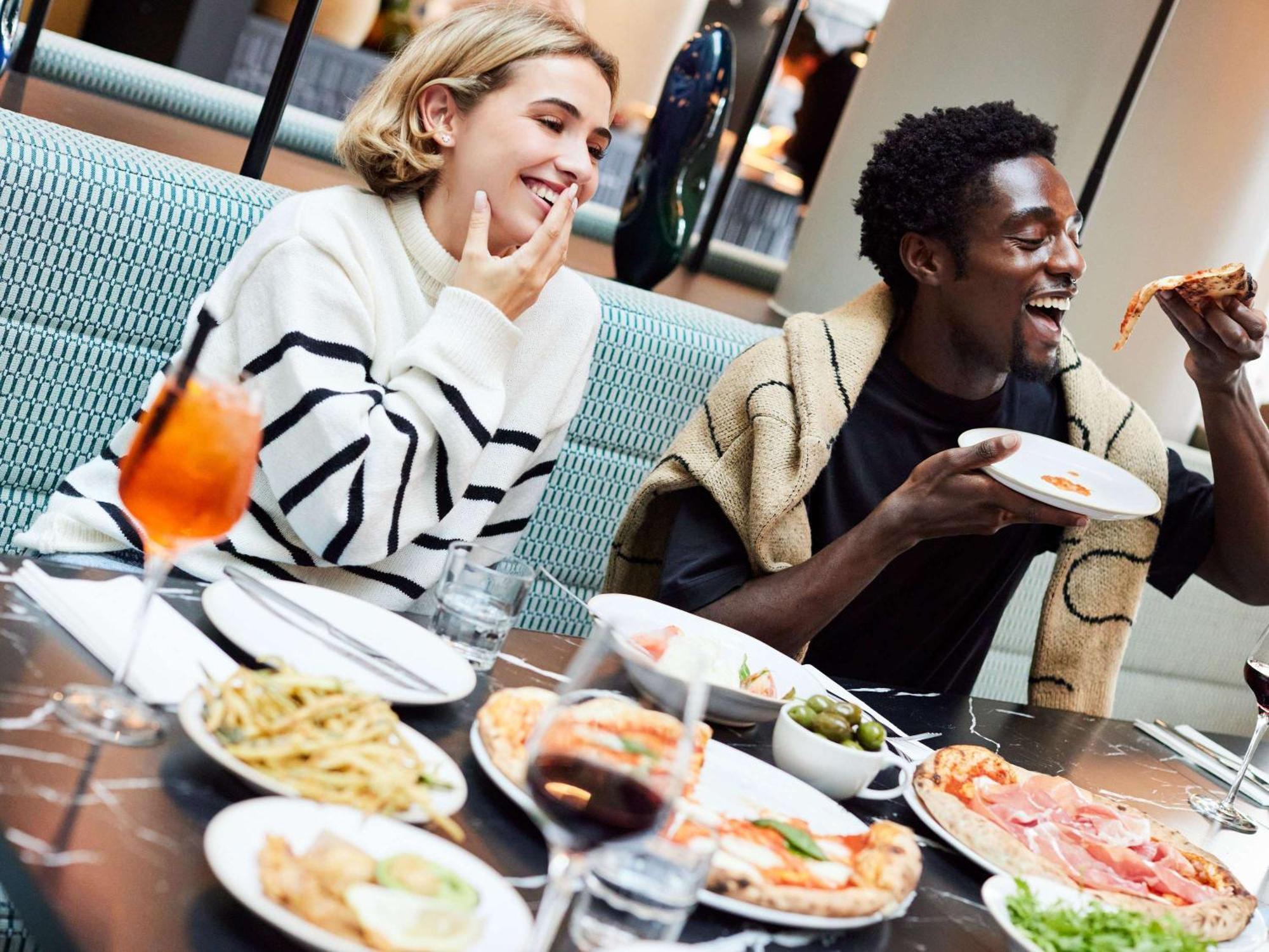 Отель Tribe Manchester Airport By Accor Хейл