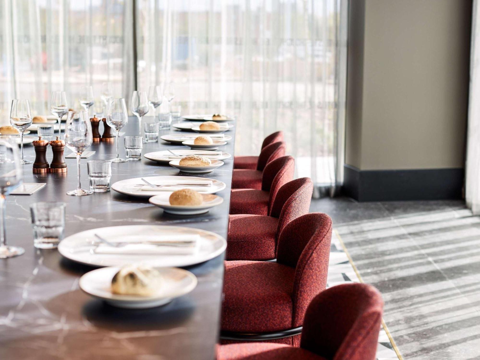 Tribe Manchester Airport By Accor 4*