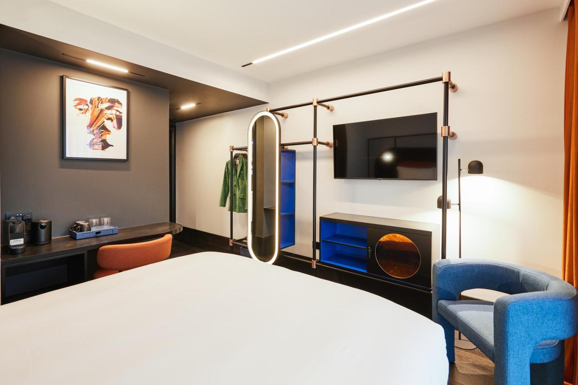 Отель Tribe Manchester Airport By Accor 4*
