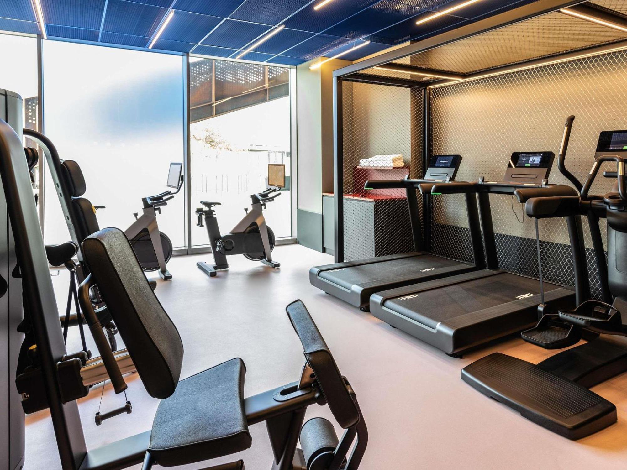 Tribe Manchester Airport By Accor 4*
